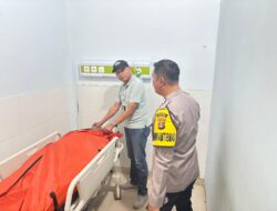 Sopir Cadangan Bus TN Trans Meninggal Dunia, Personel Polsek Indralaya Lakukan Pemeriksaan di TKP