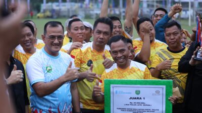 Sekda Edward Candra Tutup Turnamen Sepak Bola Antar Partai Politik se-Sumsel