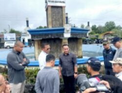 Ketua DPRD bersama Wali Kota Prabumulih Tinjau Fasilistas hingga Salurkan Bantuan Banjir