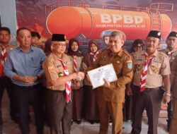 Serahkan Uang Sumbangan Masyarakat ke BPBD Ogan Ilir, Ka Kwarcab Gerakan Pramuka H Muhsin Abdullah Minta Disalurkan ke Korban Bencana Sumatera 
